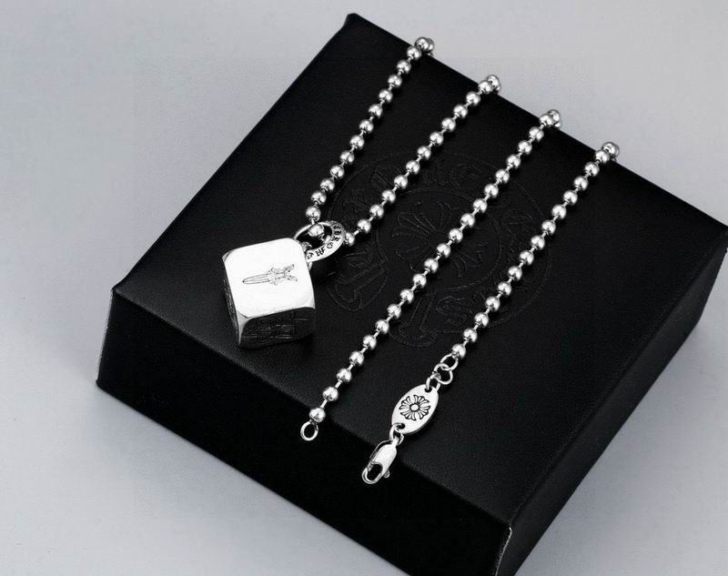 Chrome Hearts Necklace 08yxs111